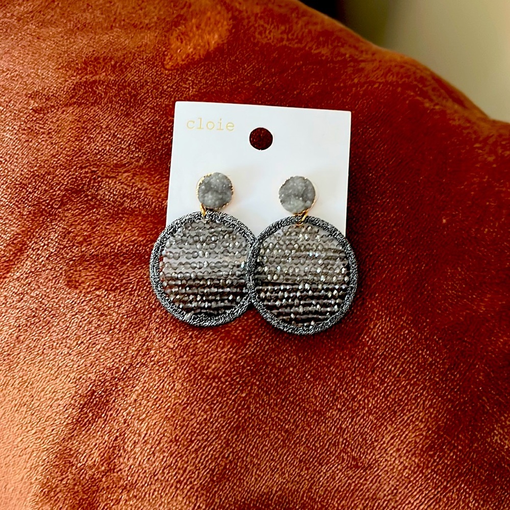 Cloie beaded earrings with stone at top